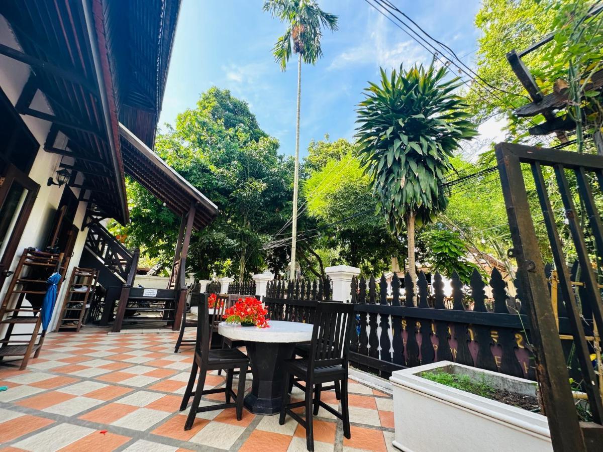Thatsaphone Hotel Luang Prabang Exteriör bild