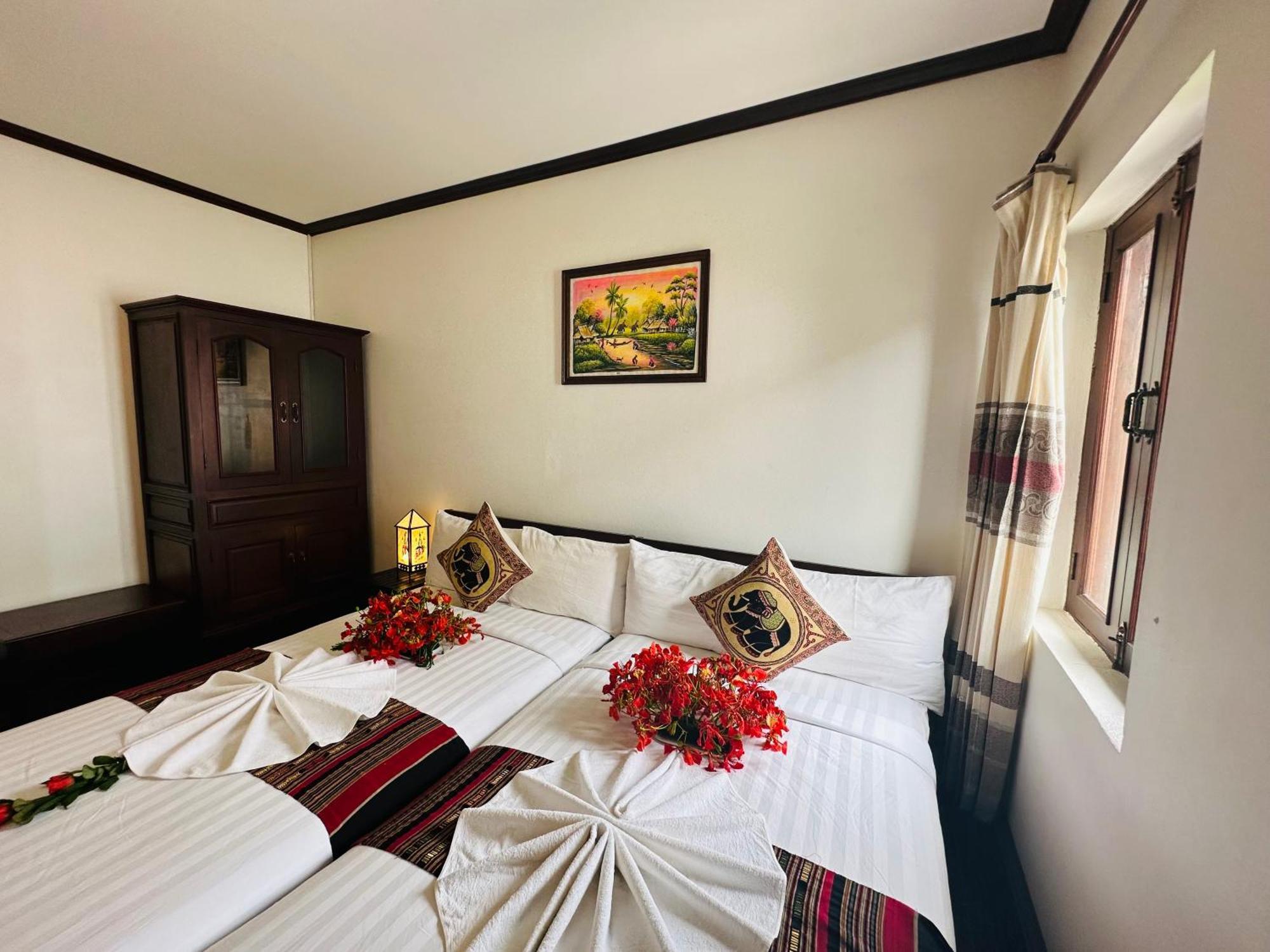 Thatsaphone Hotel Luang Prabang Exteriör bild