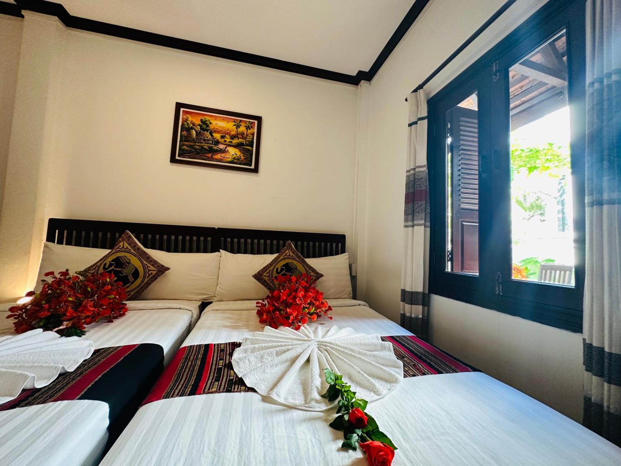 Thatsaphone Hotel Luang Prabang Exteriör bild
