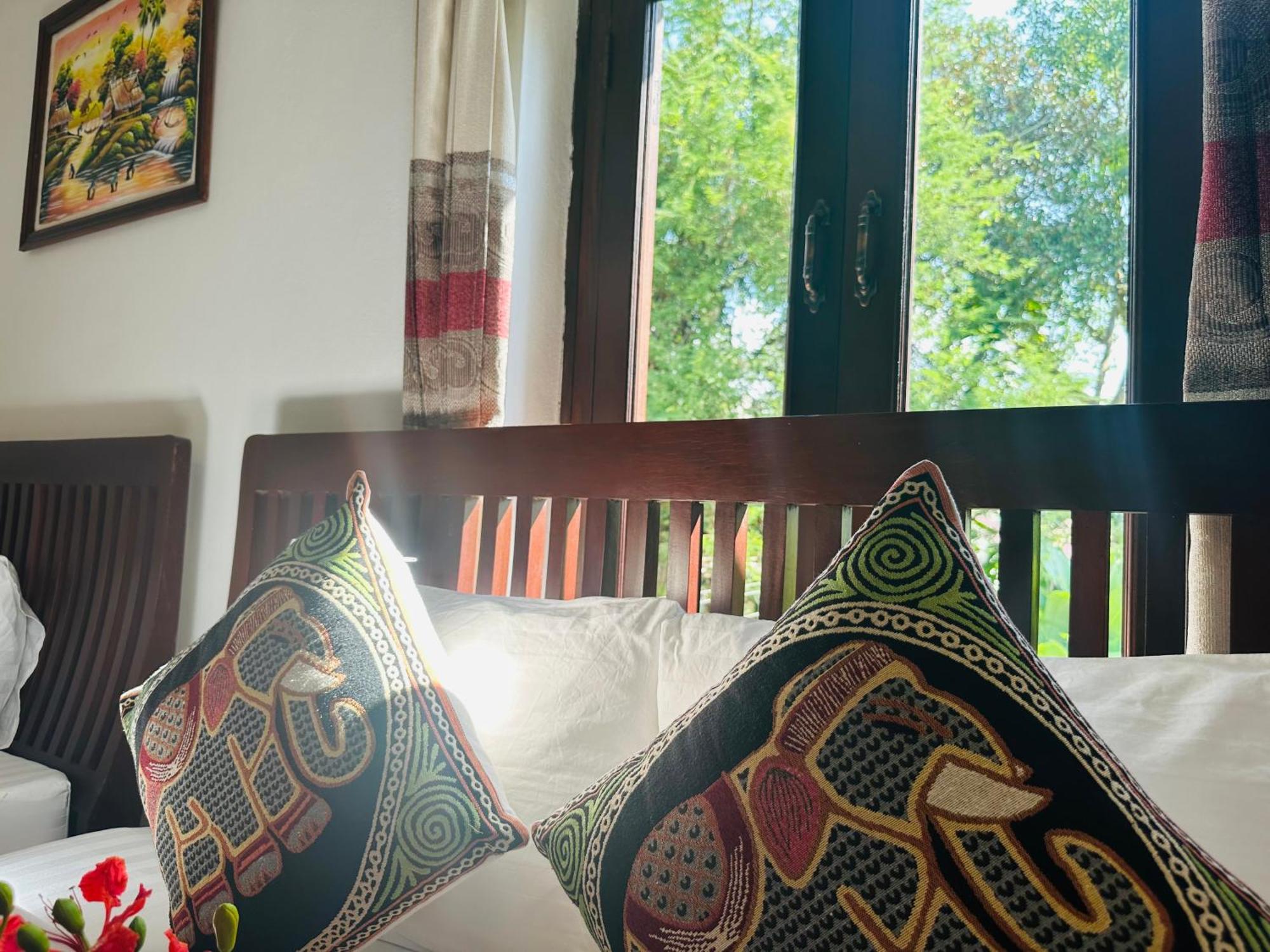 Thatsaphone Hotel Luang Prabang Exteriör bild