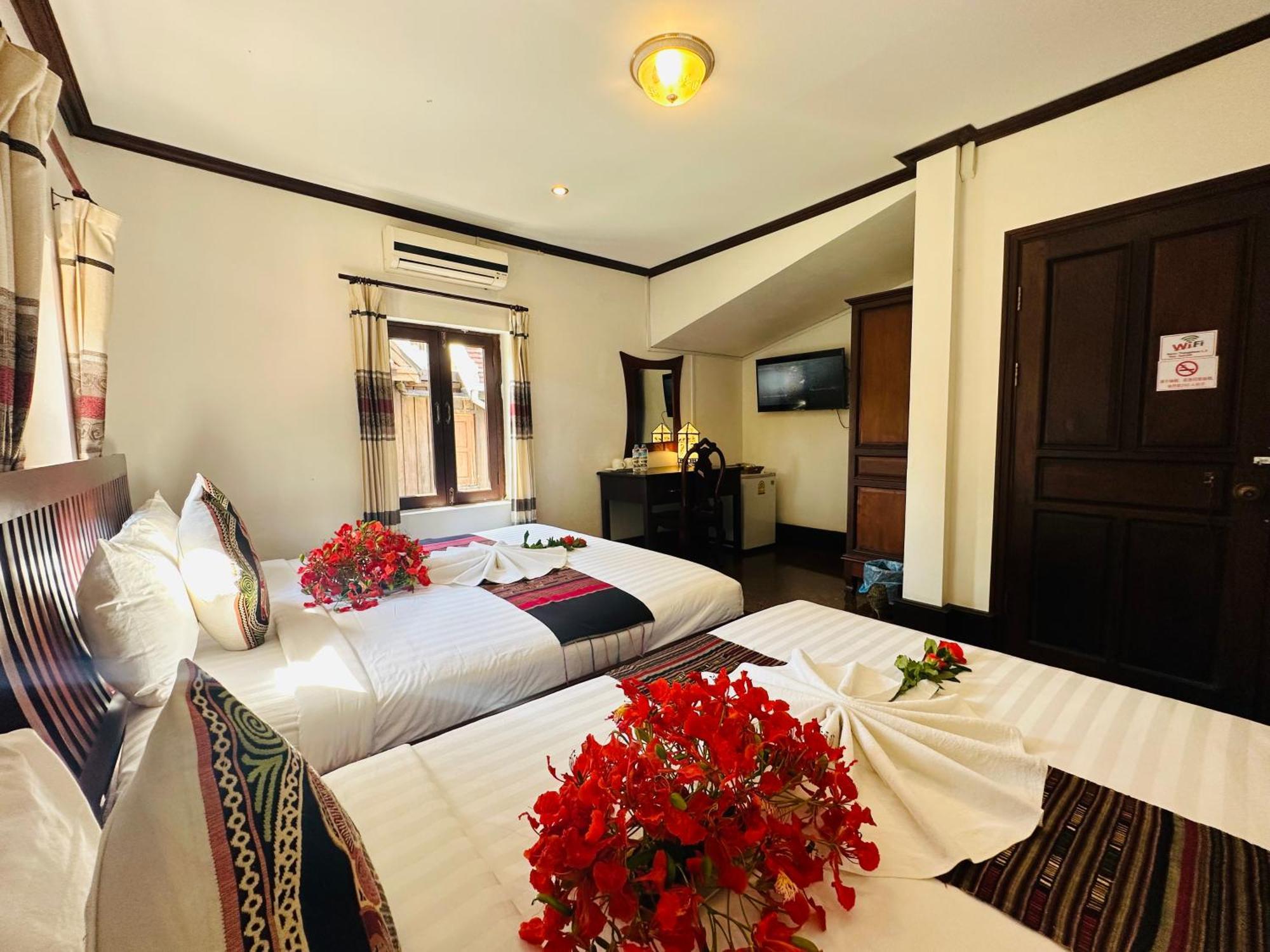 Thatsaphone Hotel Luang Prabang Exteriör bild