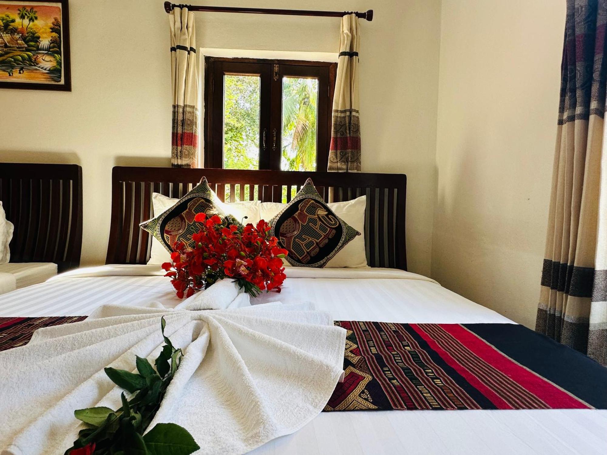 Thatsaphone Hotel Luang Prabang Exteriör bild