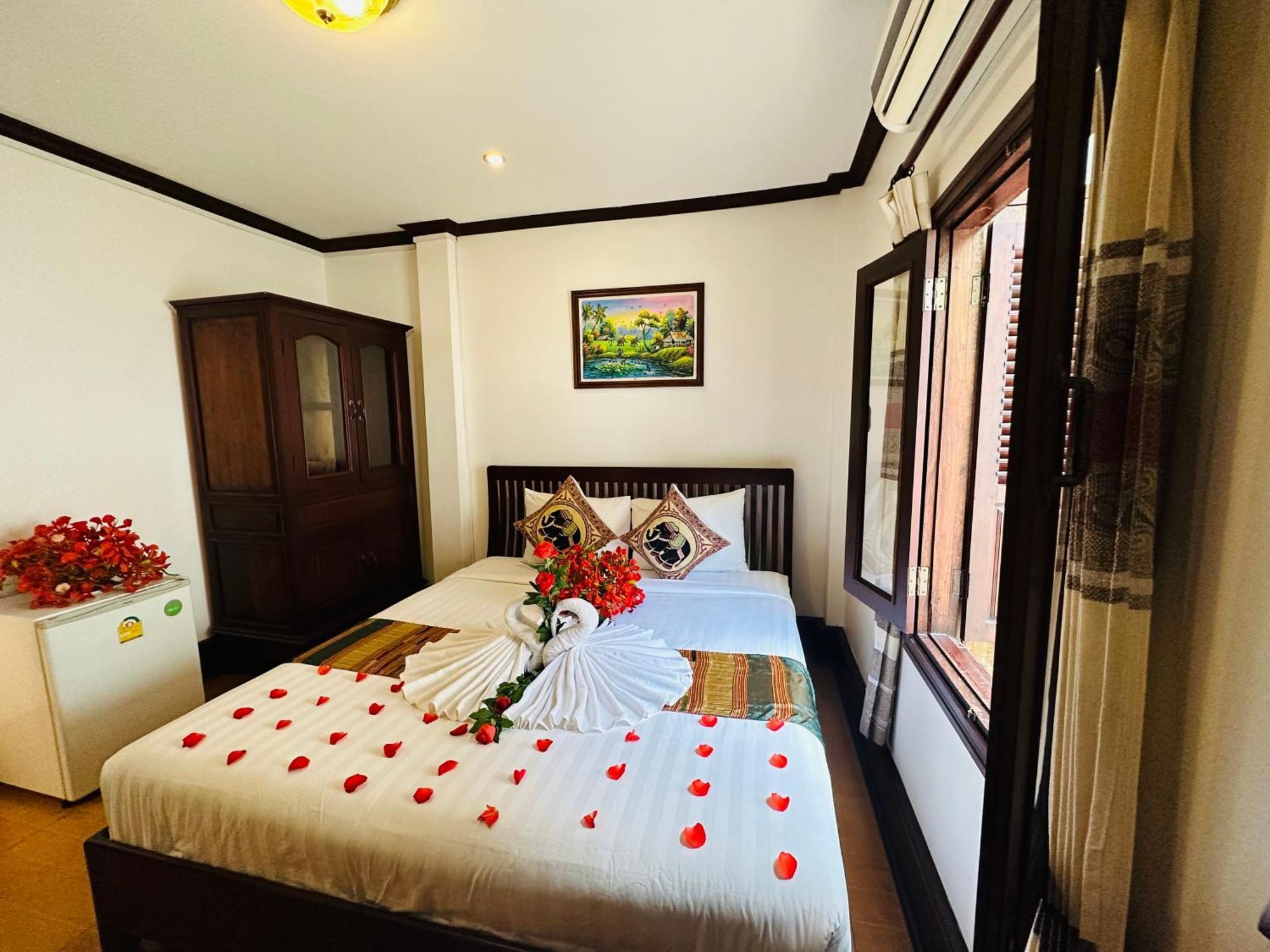 Thatsaphone Hotel Luang Prabang Exteriör bild