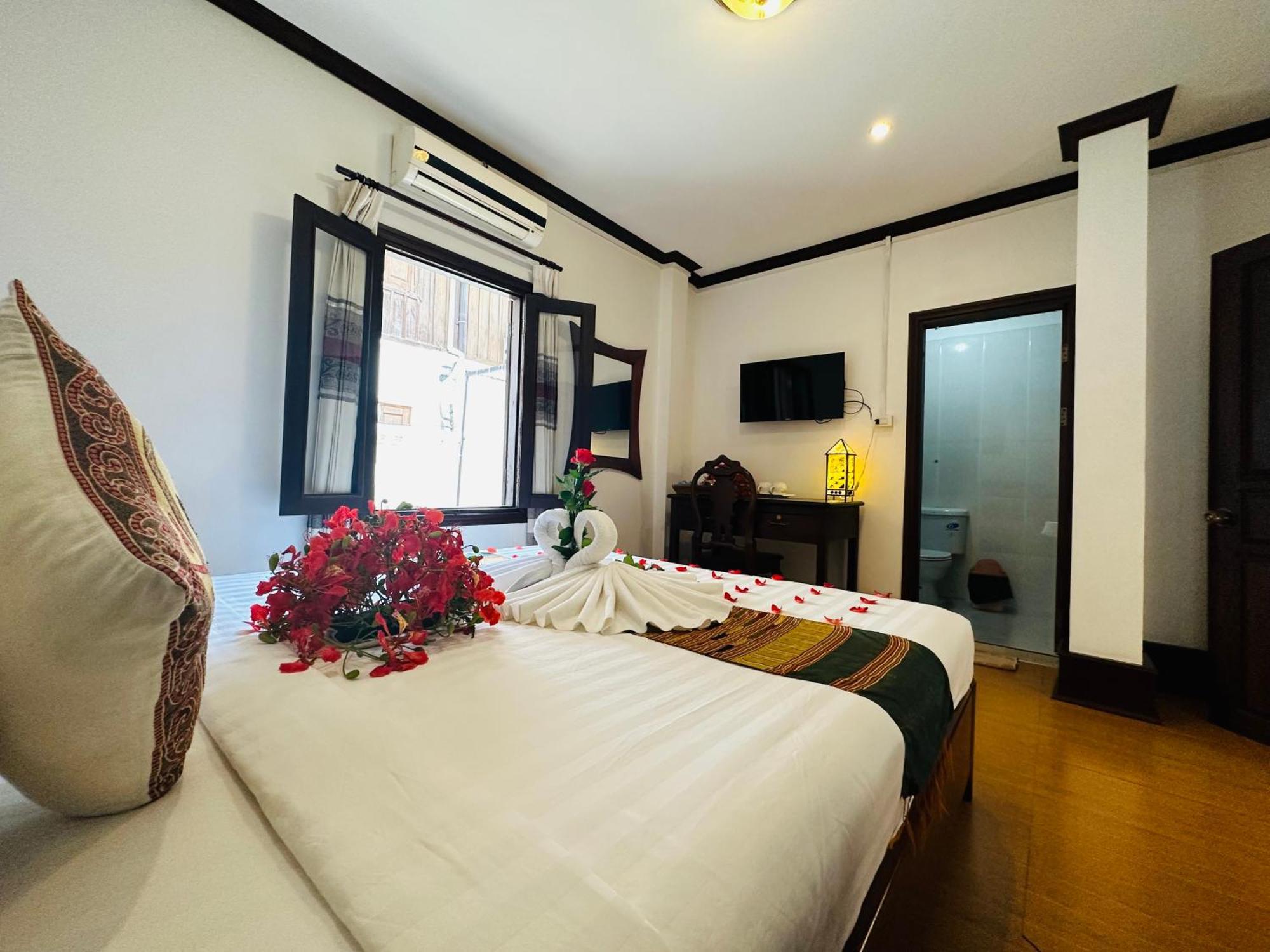 Thatsaphone Hotel Luang Prabang Exteriör bild