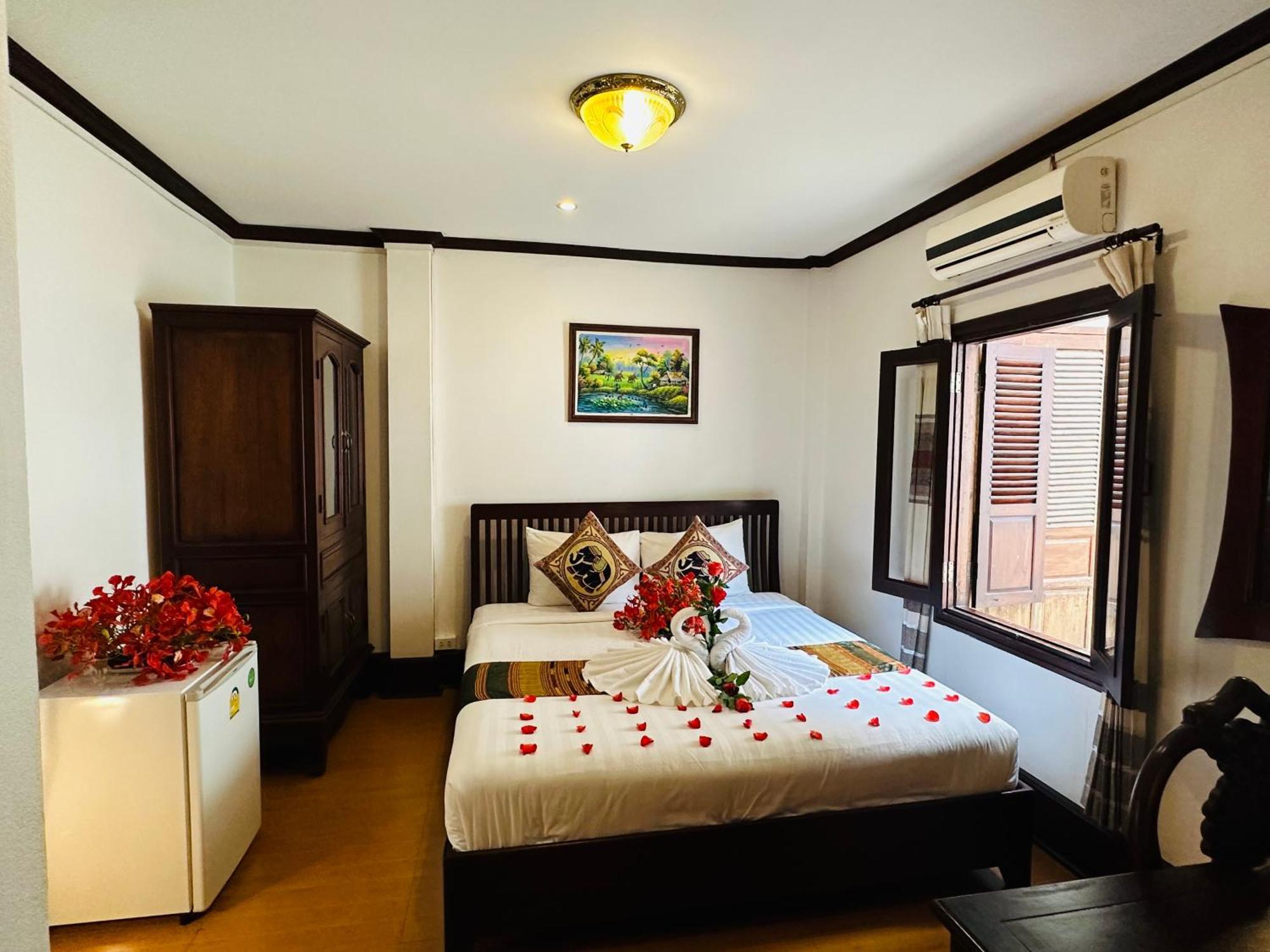 Thatsaphone Hotel Luang Prabang Exteriör bild