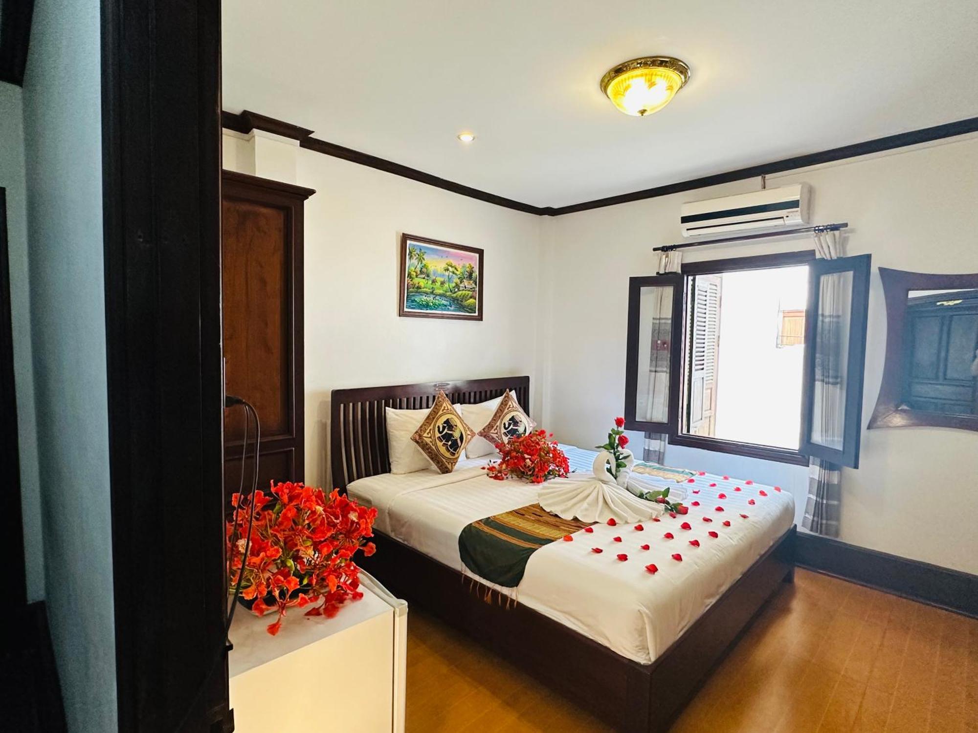Thatsaphone Hotel Luang Prabang Exteriör bild