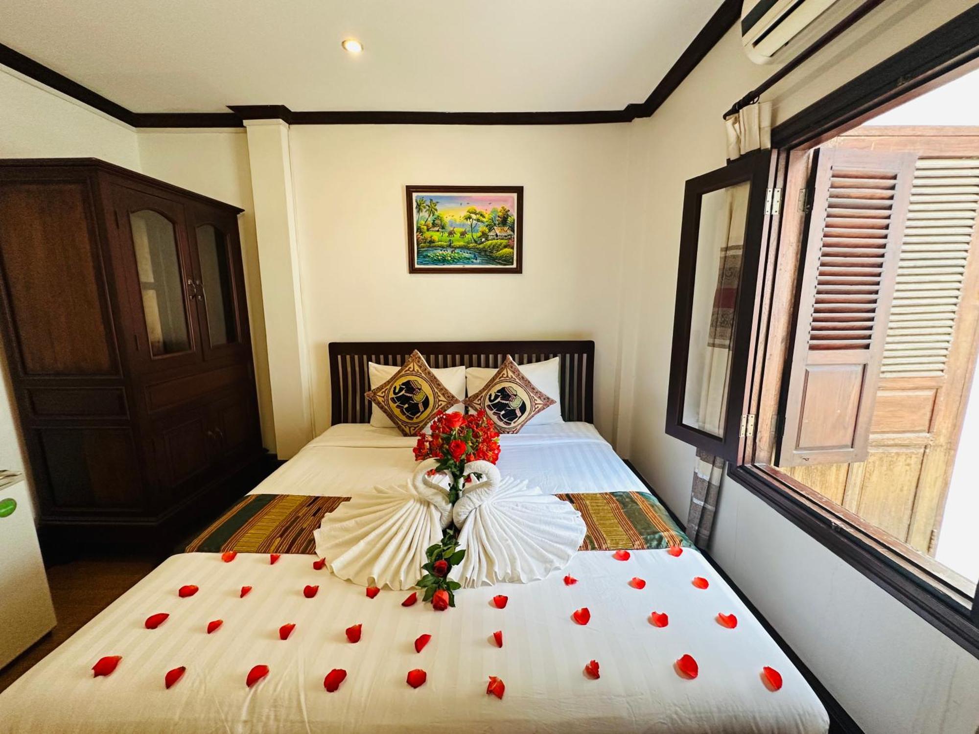Thatsaphone Hotel Luang Prabang Exteriör bild