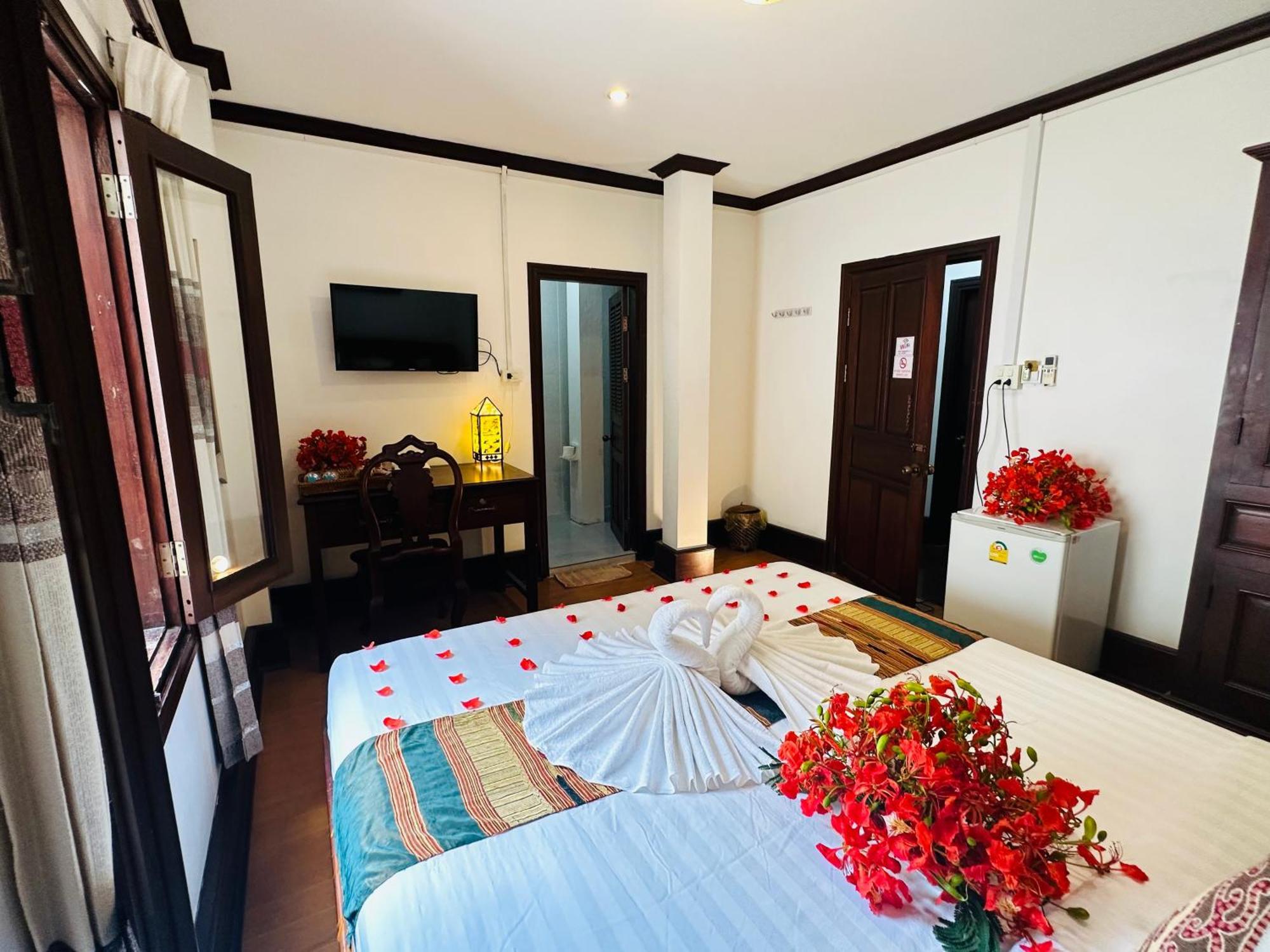 Thatsaphone Hotel Luang Prabang Exteriör bild