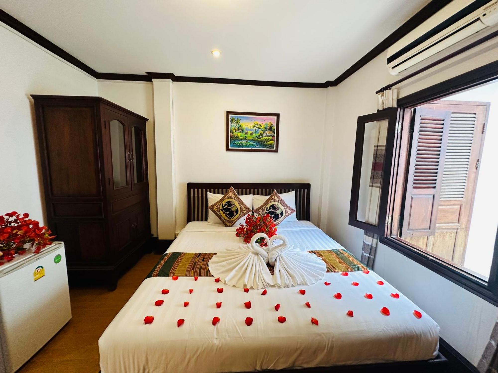 Thatsaphone Hotel Luang Prabang Exteriör bild